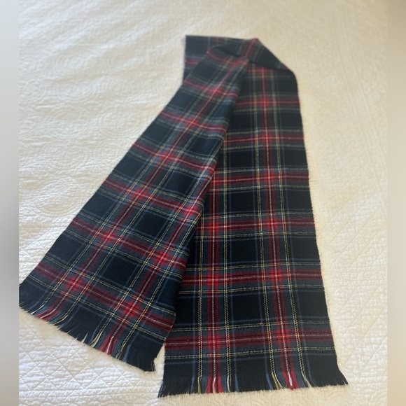 Vintage J. Crew Scarf. - Picture 3 of 5